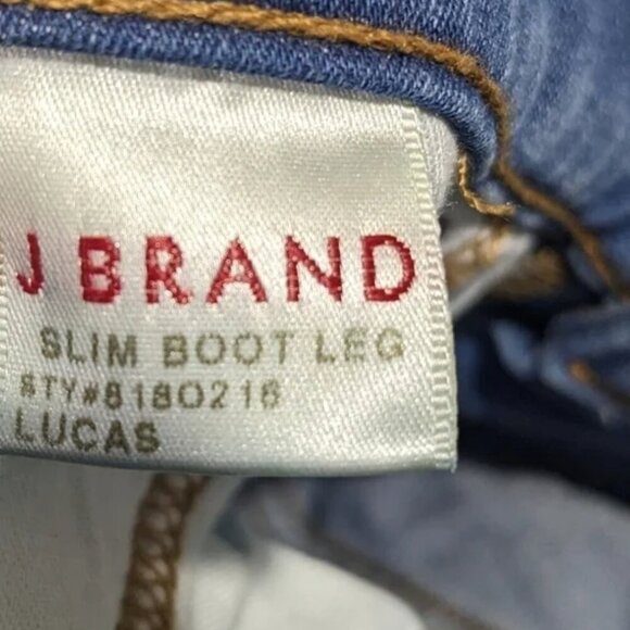 J Brand | Slim Bootcut Jeans in Lucas light blue wash - Picture 7 of 9